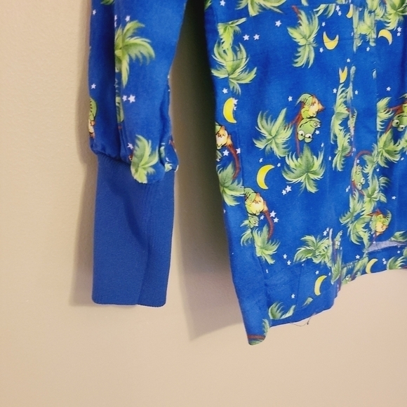 Peaches Uniforms | Women's Frog in Palm Tree Printed Scrubs Jacket (Size Small) - Picture 6 of 13